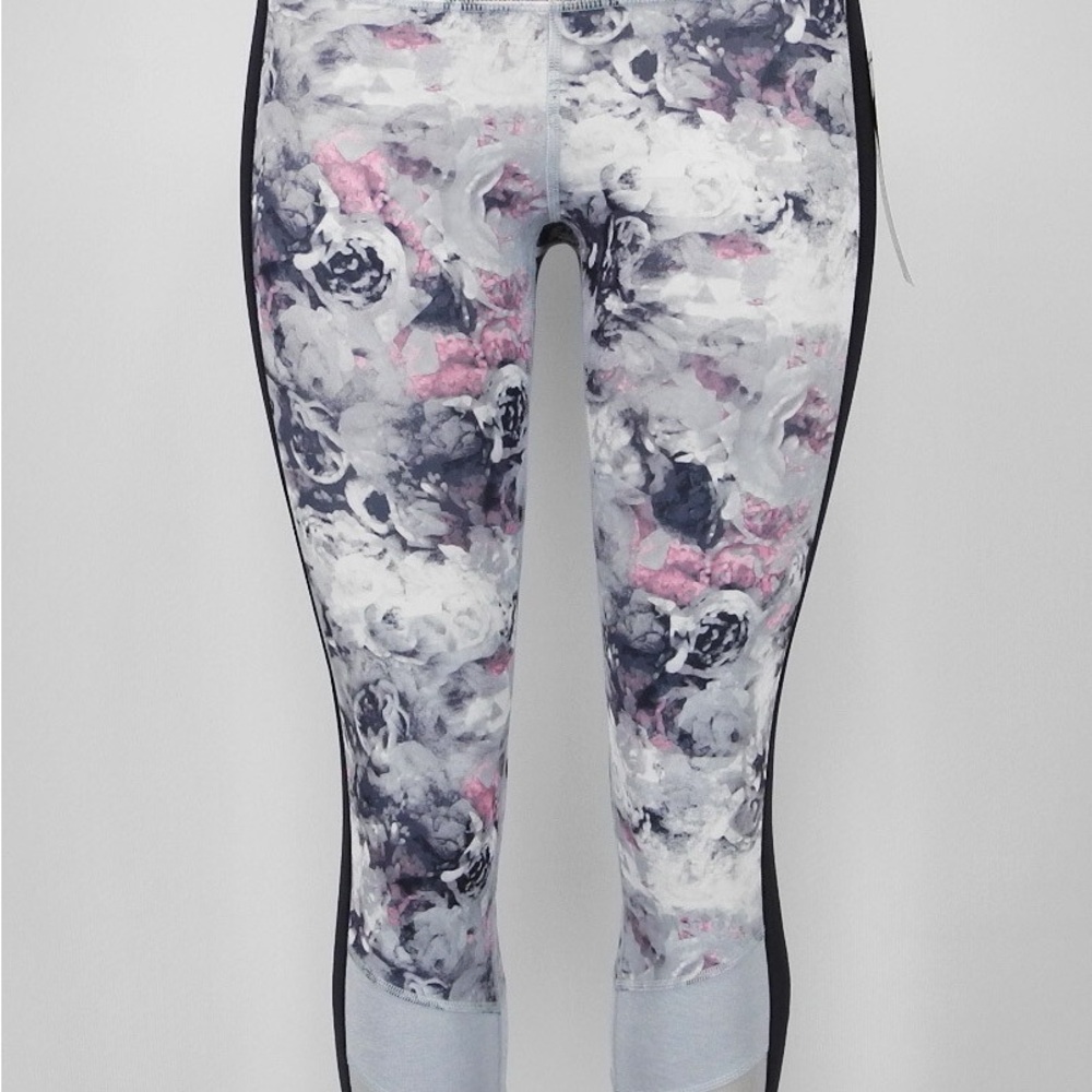 Lululemon If You're Lucky Cropped Legging Womens 2 Silver Fox Floral Mesh Detail